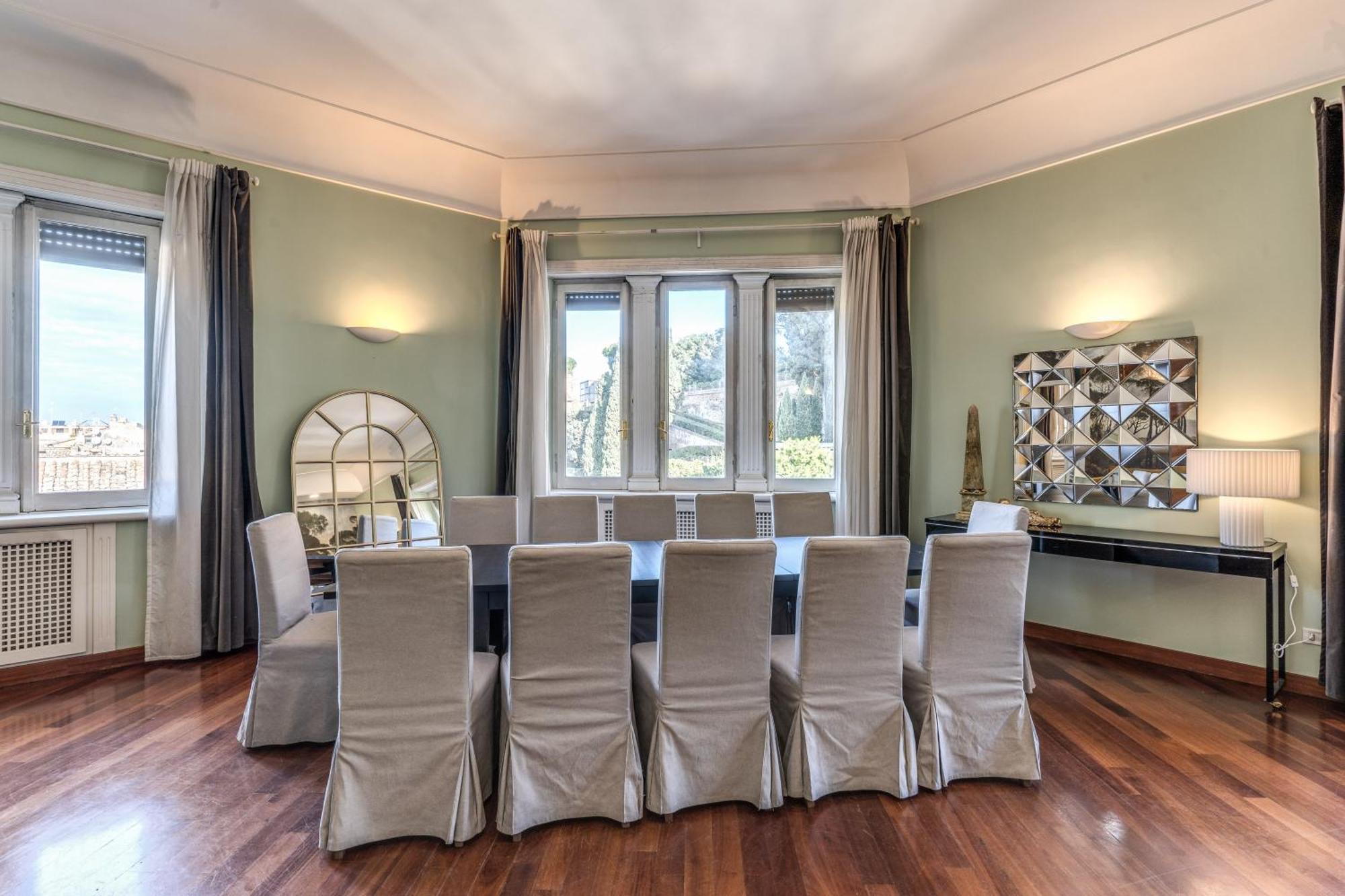 Imperial Panorama Penthouse Apartment