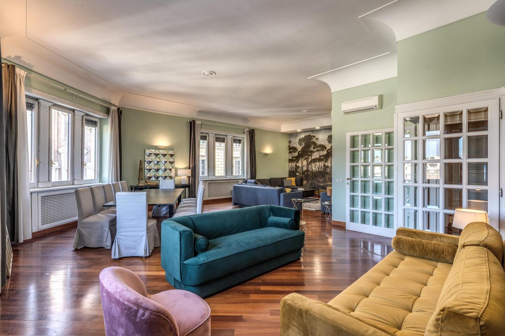 Imperial Panorama Penthouse Apartment